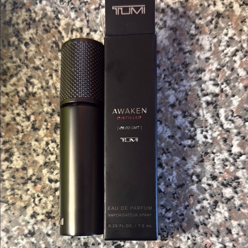 Tumi Awaken  Spray Bottle  - Black and Red new box gift